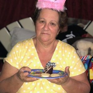 Meet your Posher, Mayda